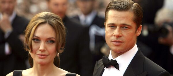 Анджелина Джоли и Бред Питт Анджелина Джоли и Бред Питт - Sputnik Молдова