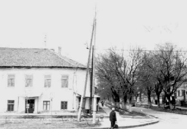 Улица Льва Толстого в Кишиневе, старое фото - Sputnik Молдова