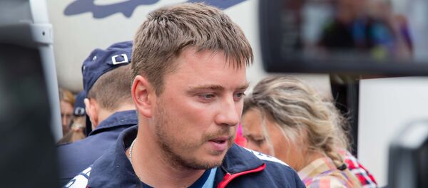 Эдуард - один из пострадавших в Брэила в аварии автобуса с 35 гражданами Молдовы - Sputnik Молдова