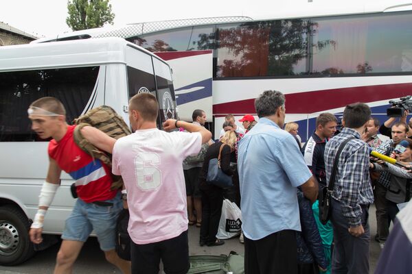 Семнадцать пострадавших в аварии в Брэиле молдаван доставлены в Кишинев - Sputnik Молдова