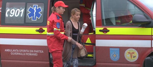 Пострадавший в ДТП  рассказал, как перевернулся автобус в Брэиле - Sputnik Молдова