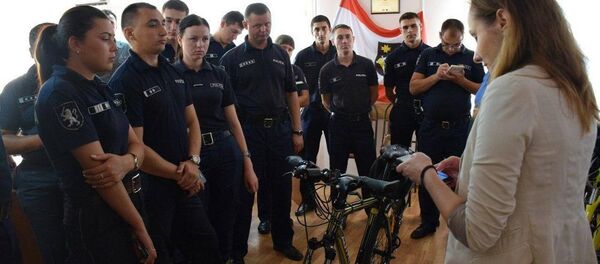 Полицейские будут патрулировать улицы на велосипеде - Sputnik Молдова