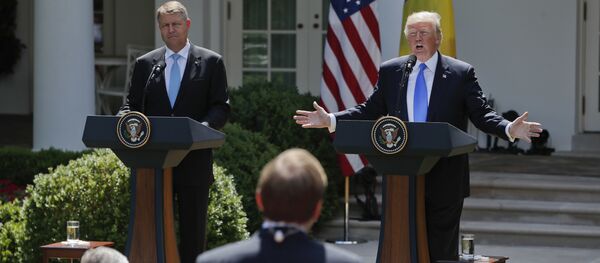 Klaus Iohannis și Donald Trump - Sputnik Moldova-România