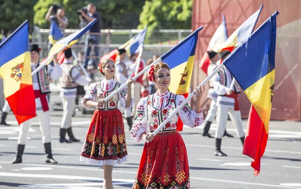 парад в Кишиневе, 25 лет независимости - Sputnik Молдова