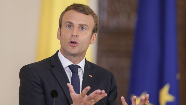 Emmanuel Macron în vizită la București - Sputnik Moldova-România