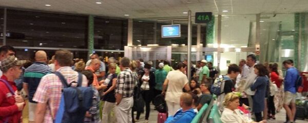 Pasagerii români care au fost blocați în aeroportul din Lisabona - Sputnik Moldova-România