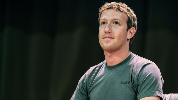 Создатель крупнейшей мировой социальной сети Facebook Марк Цукерберг - Sputnik Молдова