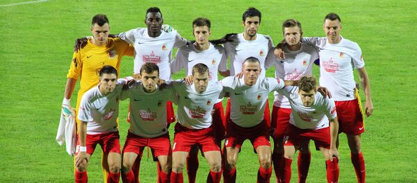 Футболисты Милсами перед матчем с французским Сент-Этьеном в плей-офф Лиги Европы - Sputnik Moldova