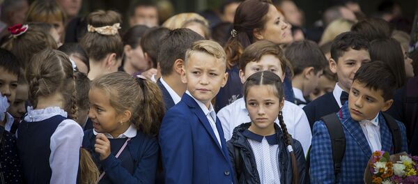 Первый звонок - Sputnik Moldova-România