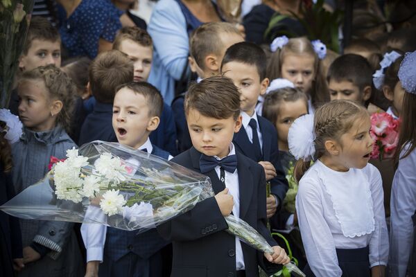 Prima zi de școală. - Sputnik Moldova