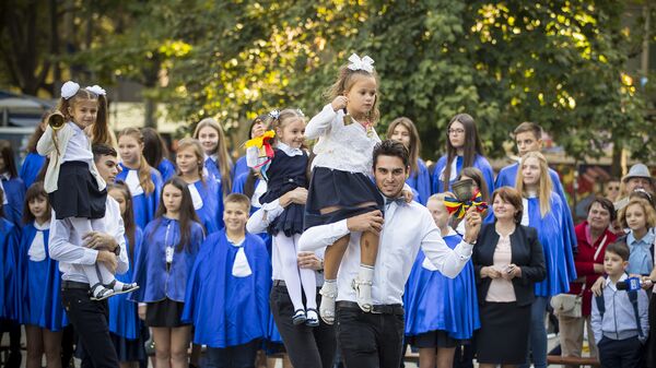 Careul școlar „Primul sunet” - Sputnik Moldova