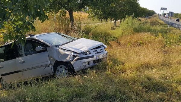 Accident pe șoseaua Chișinău-Leușeni - Sputnik Moldova