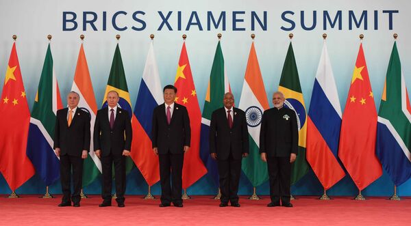 Liderii țărilor participante la BRICS Liderii țărilor participante la BRICS - Sputnik Moldova-România