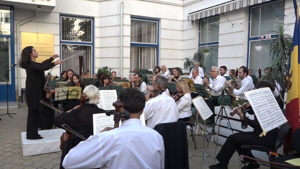 Симфонический концерт состоялся в центре КЕДЕМ - Sputnik Молдова