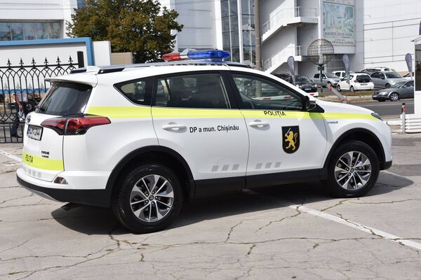Toyota Rav4 Hybrid în dotarea poliției Republicii Moldova Toyota Rav4 Hybrid în dotarea poliției Republicii Moldova - Sputnik Moldova