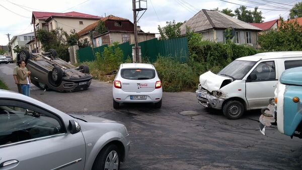 Accident rutier în cartierul Malina Mică din Chișinău - Sputnik Молдова