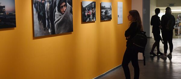 Награждение победителей конкурса фотожурналистики им. А. Стенина Награждение победителей конкурса фотожурналистики им. А. Стенина - Sputnik Молдова