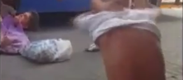 Bătaie la o stație de etroleibiuz din Chișinău cu implicarea actorului Gheorghe Grâu - Sputnik Moldova