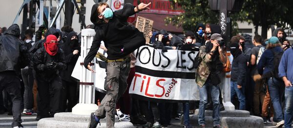 Proteste la Paris Proteste la Paris - Sputnik Moldova-România