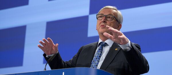 European Commission President Jean-Claude Juncker speaks during a media conference at EU headquarters in Brussels on Monday, June 29, 2015. - Sputnik Moldova-România