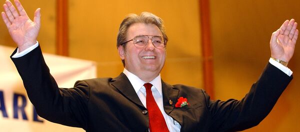 Corneliu Vadim Tudor - Sputnik Moldova-România