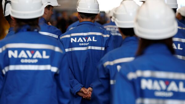 Workers of The Naval Group plant in Cherbourg-Octeville, north-western France on July 9, 2017 - Sputnik Moldova-România