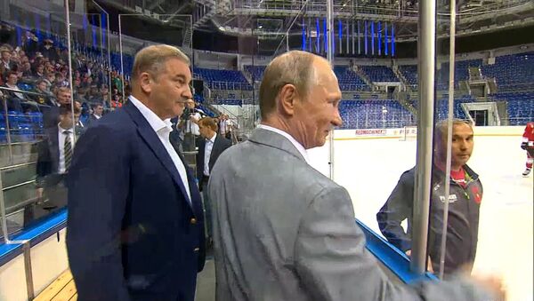 Путин посмотрел матч юных хоккеистов - Sputnik Молдова