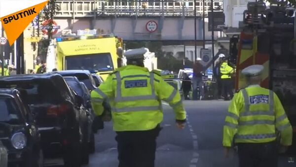 LIVE: Ситуация возле станции метро Парсонс-Грин в Лондоне, где произошел взрыв - Sputnik Moldova