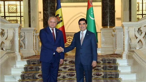 Встреча президента Молдовы Игоря Додона с лидером Туркменистана Гурбангулы Бердымухамедовым - Sputnik Молдова