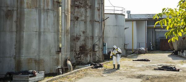 Устранение последствий утечки опасного химического вещества в рамках Международных учений в Молдове EUMOLDEX 2017 - Sputnik Молдова