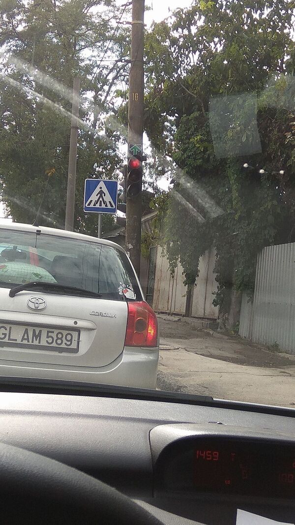 Новый дорожный указатель в Кишиневе - Sputnik Молдова