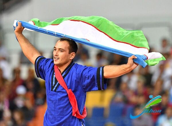 Сборная Узбекистана успешно выступает на V Азиатских играх в закрытых помещениях и по боевым искусствам - Sputnik Молдова