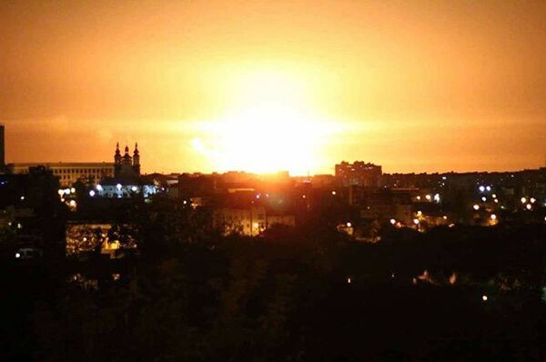 Взрывы на военных складах в Калиновке Взрывы на военных складах в Калиновке - Sputnik Молдова