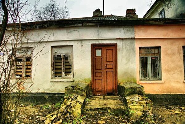 Дом на углу улиц Александри и Микле, 2009 год, Кишинев Дом на углу улиц Александри и Микле, 2009 год, Кишинев - Sputnik Молдова