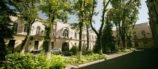 Двор Примэрии, Кишинев Двор Примэрии, Кишинев - Sputnik Молдова