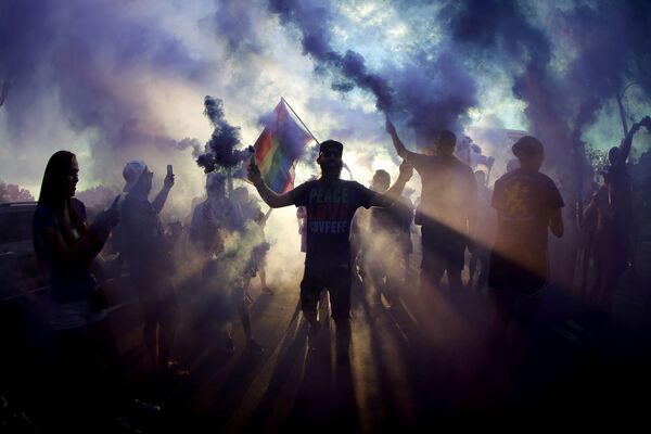 Болельщики Orlando City отправляются на стадион перед игрой против New England Revolution на стадионе Орландо Сити - Sputnik Молдова