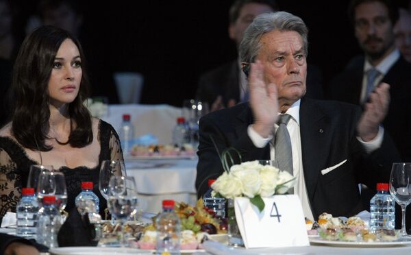 Звезды мирового кино на благотворительном концерте в Санкт-Петербурге - Sputnik Молдова