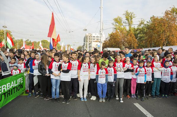 La maraton nu au participat doar sportivi locali, ci și de peste hotare pentru care maratonul de la Chișinău a reprezentat o nouă experiență în carieră - Sputnik Moldova