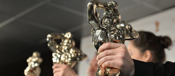 Бронзовая статуэтка Орфей - Sputnik Молдова