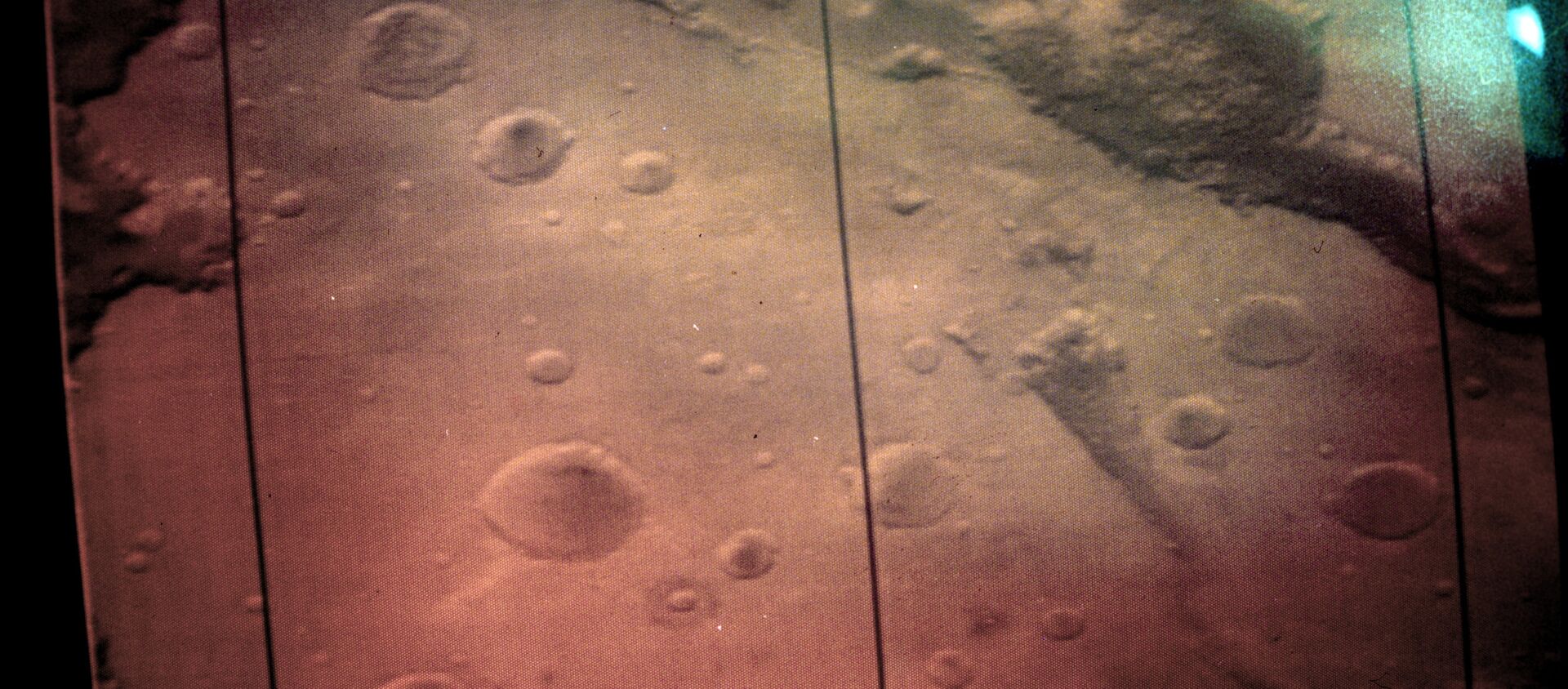 Снимок поверхности Марса - Sputnik Молдова, 1920, 19.02.2021