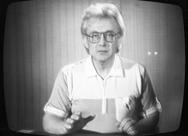 Экстрасенс Алан Чумак во время психотерапевтического сеанса - Sputnik Молдова