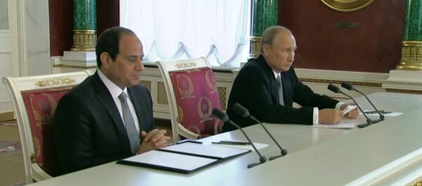 Путин об итогах переговоров РФ и Египта: инвестиции, товарообмен и взаиморасчет Путин об итогах переговоров РФ и Египта: инвестиции, товарообмен и взаиморасчет - Sputnik Молдова