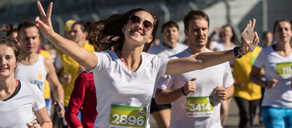 Участники фестивального инклюзивного забега на 2017 метров, проходящего в рамках Всемирного фестиваля молодежи и студентов в Сочи - Sputnik Молдова