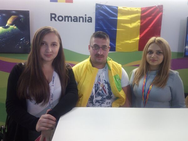Standul delegației României la Festivalul Internațional al Tineretului și Studenților de la Soci Standul delegației României la Festivalul Internațional al Tineretului și Studenților de la Soci - Sputnik Moldova-România