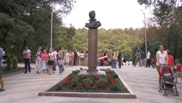 Ко Дню независимости Молдовы в Оргееве открыли реконструированный парк - Sputnik Moldova