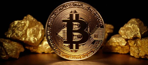 Золотой биткоин - Sputnik Молдова