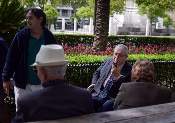 Дедушки в Севилье Дедушки в Севилье - Sputnik Молдова