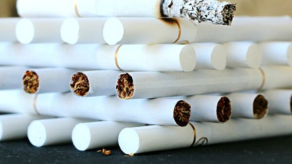 Сигареты, архивное фото.  - Sputnik Молдова
