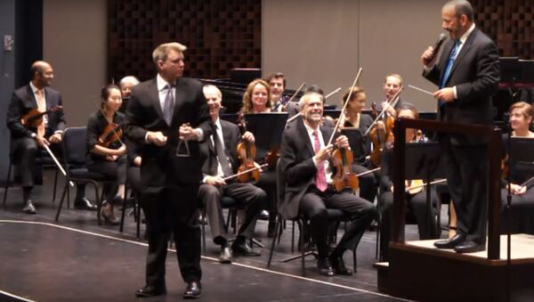 Florida Orchestra recreates GEICO's Triangle Solo Commercial - Sputnik Молдова