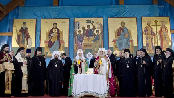 Patriarhul Kiril și Patriarhul Daniel la București - Sputnik Moldova